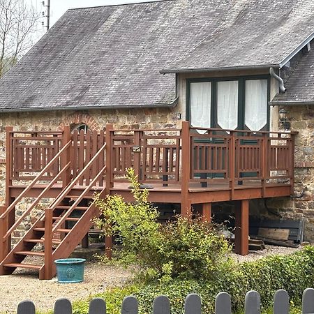 Gites In Le Neufbourg -Mortain Kültér fotó