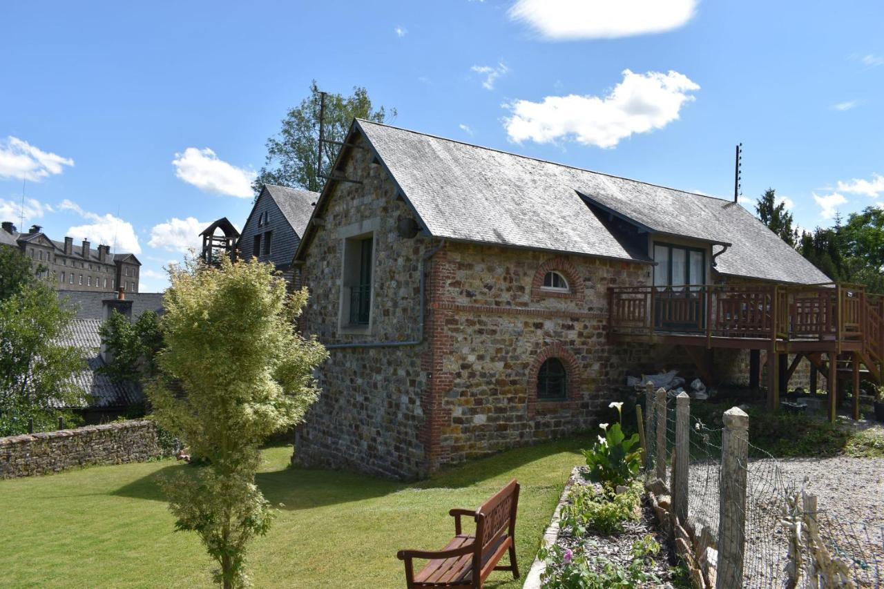 Gites In Le Neufbourg -Mortain Kültér fotó