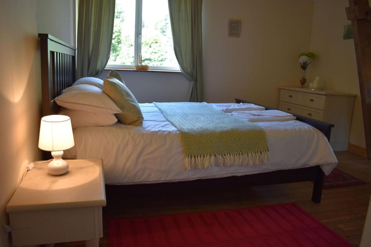 Gites In Le Neufbourg -Mortain Kültér fotó