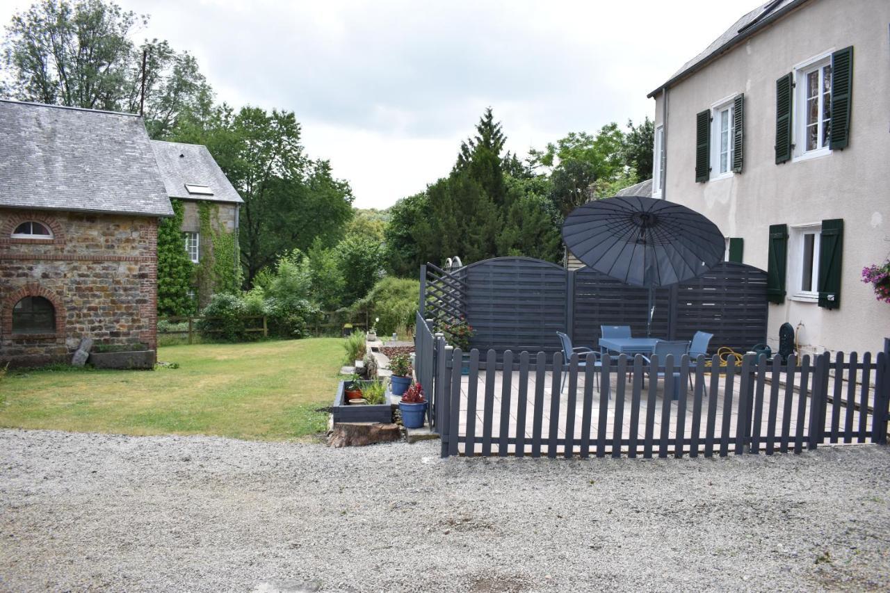 Gites In Le Neufbourg -Mortain Kültér fotó