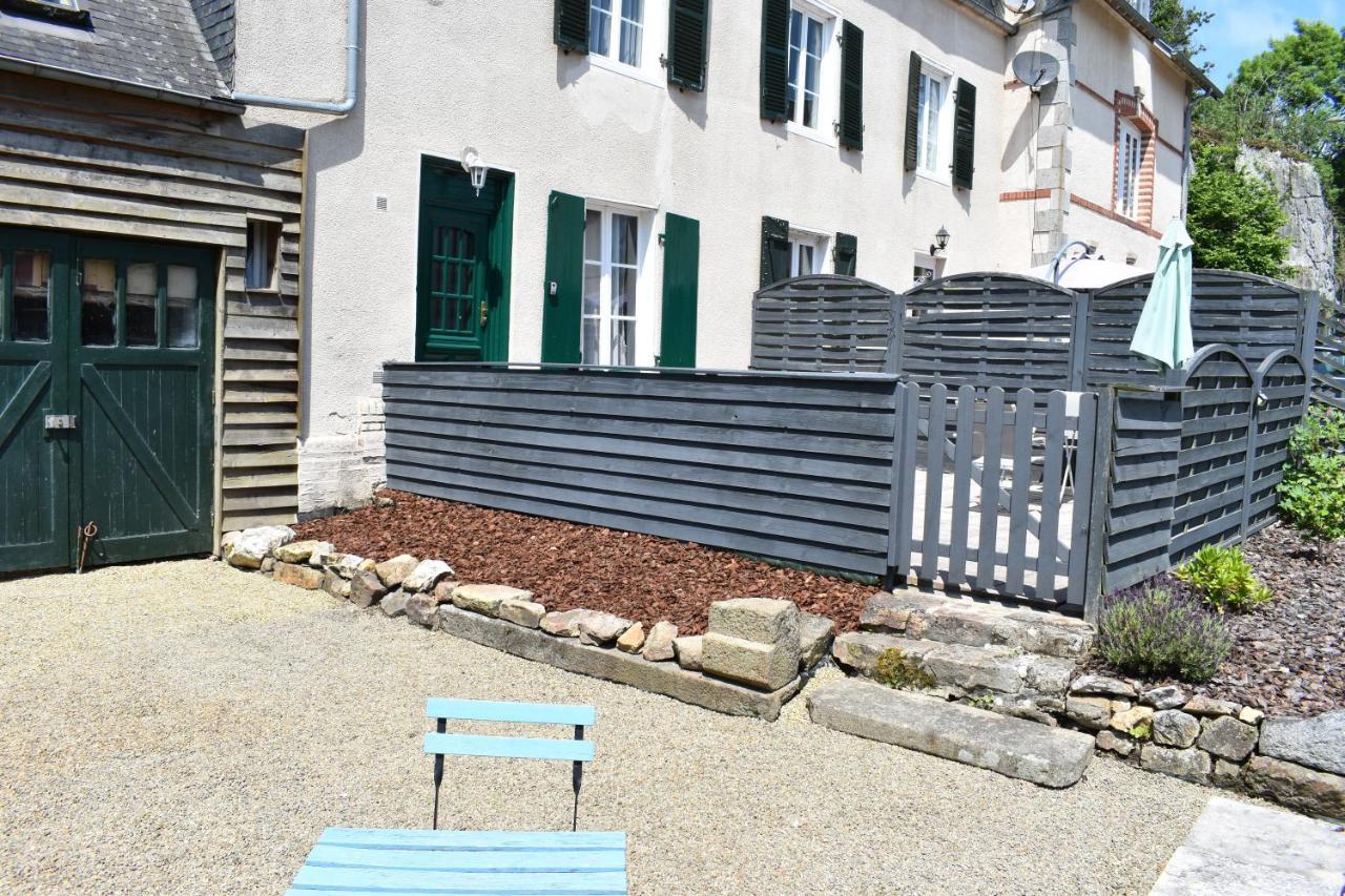 Gites In Le Neufbourg -Mortain Kültér fotó