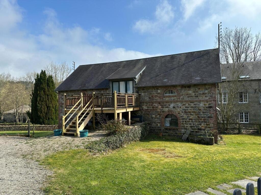 Gites In Le Neufbourg -Mortain Kültér fotó